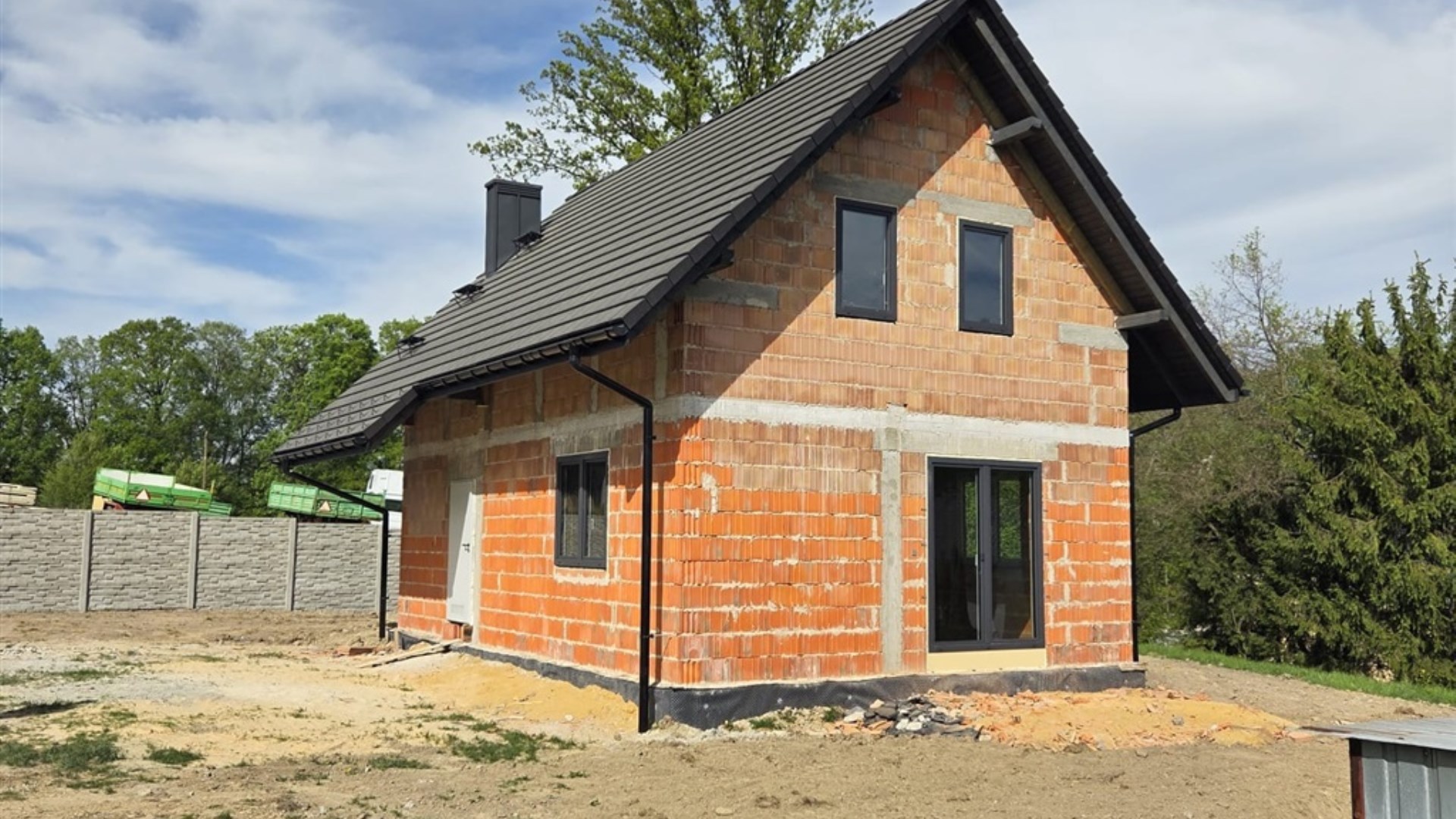 Dom na sprzedaż